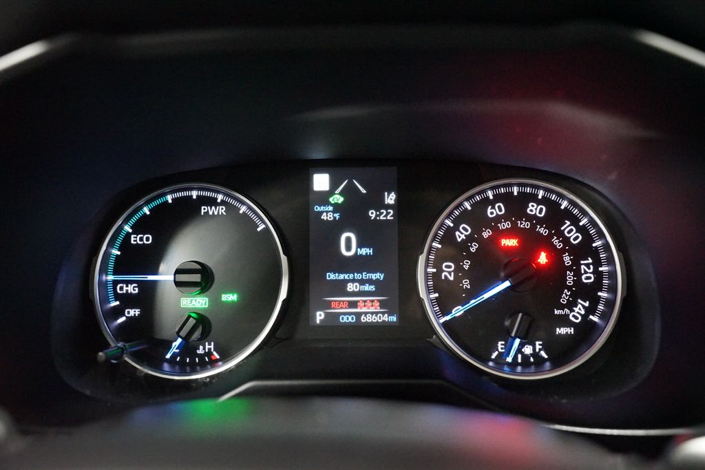 Thumbnail: 2022 Toyota RAV4 - 15