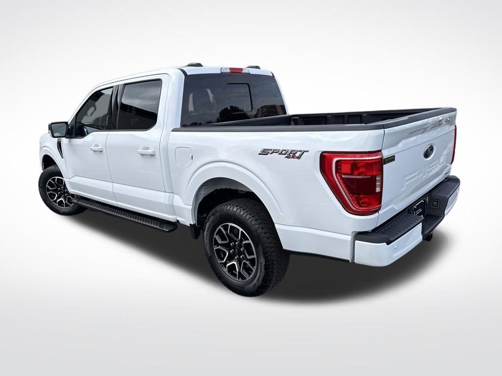 View vehicle photo 4