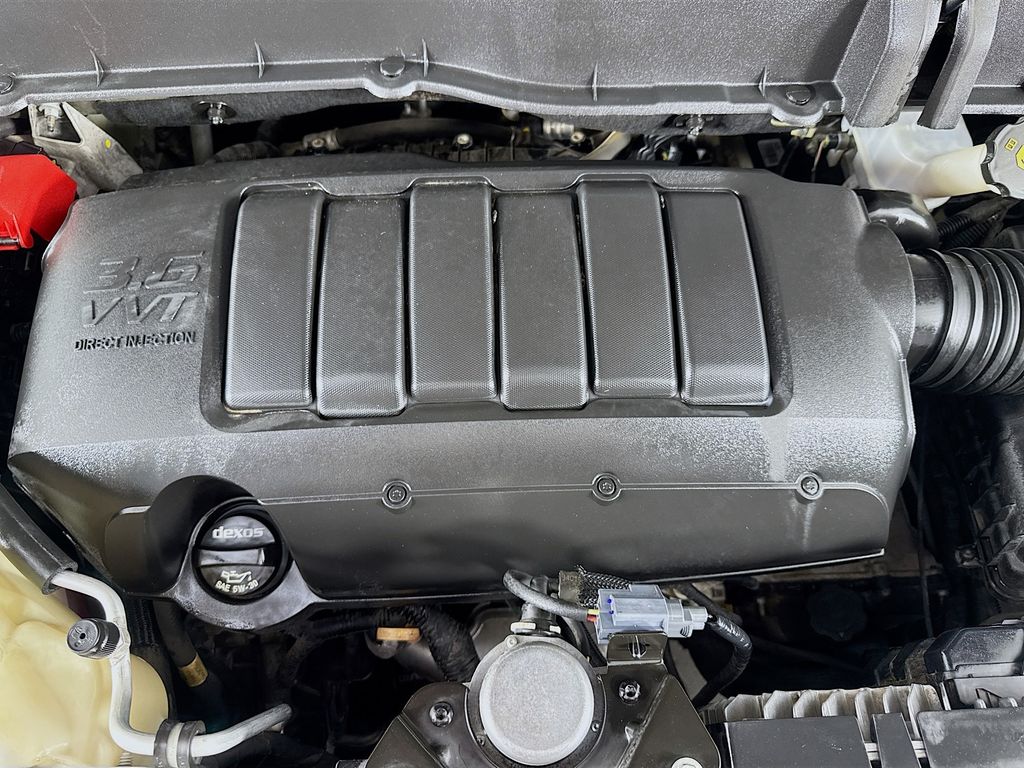 2015 Chevrolet Traverse LS photo
