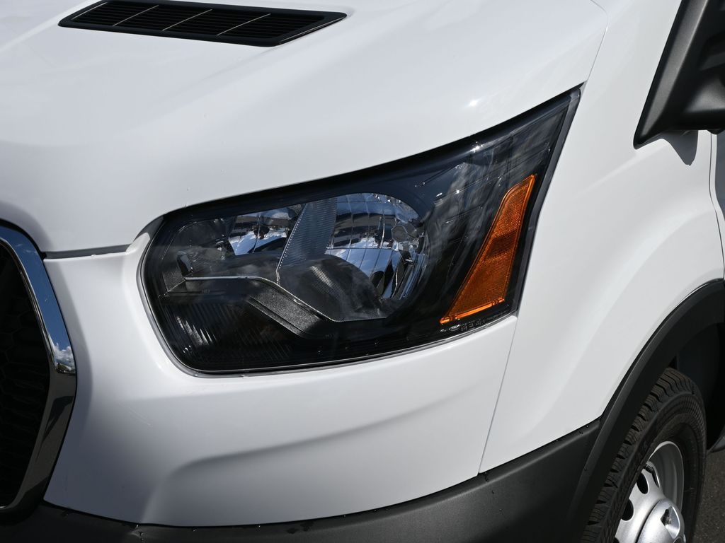 2025 Ford Transit 350 HD