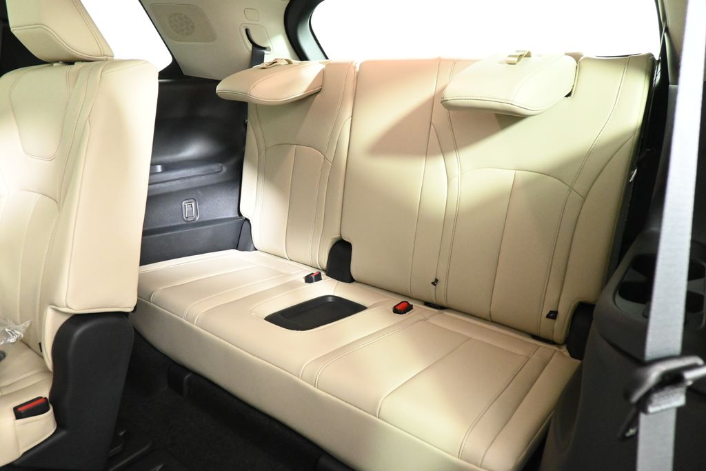 2025 INFINITI QX60 Sensory 30