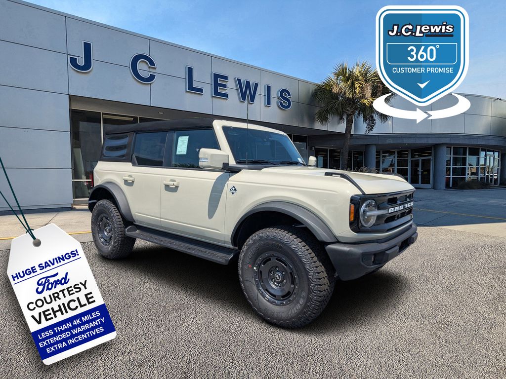 2025 Ford Bronco Outer Banks