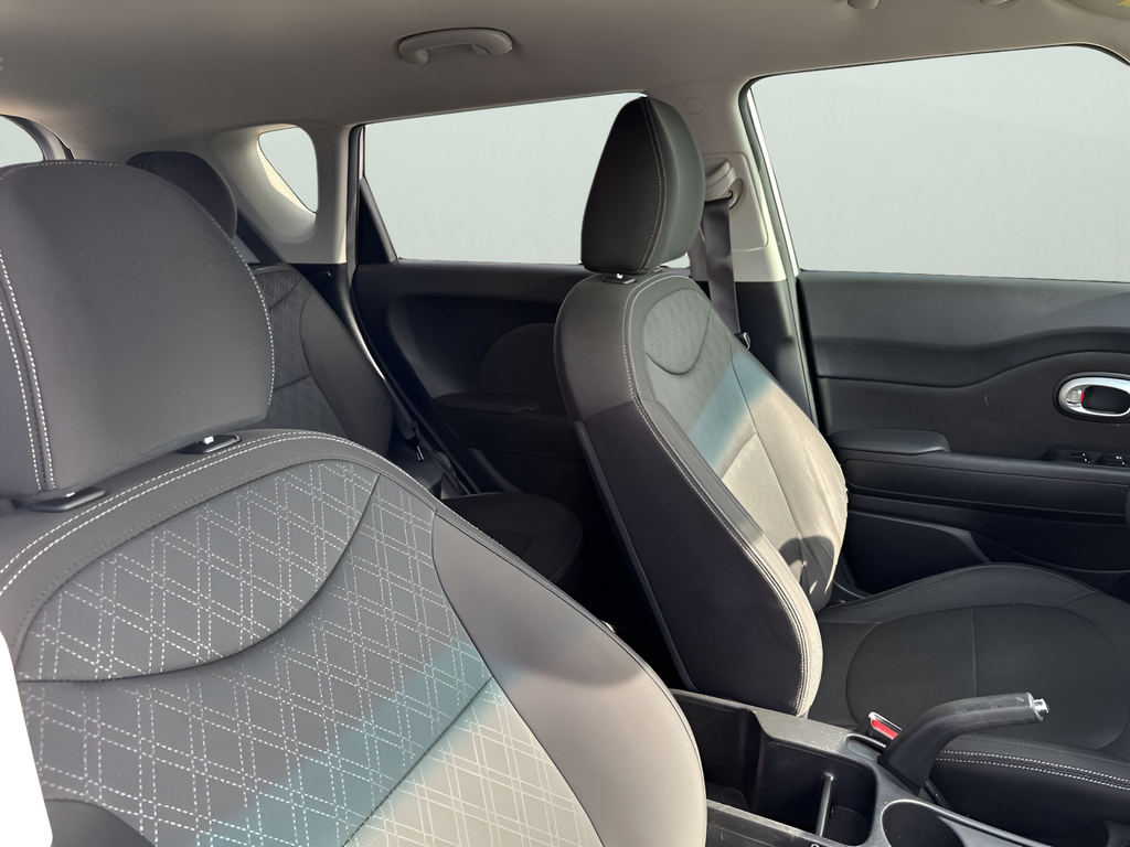 Used Car 2016 Kia Soul  Base For Sale Under $15,000 In Austin, Texas