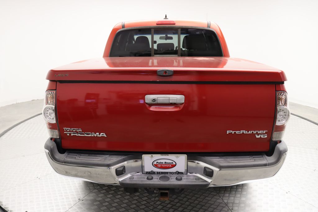 Thumbnail: 2015 Toyota Tacoma - 10