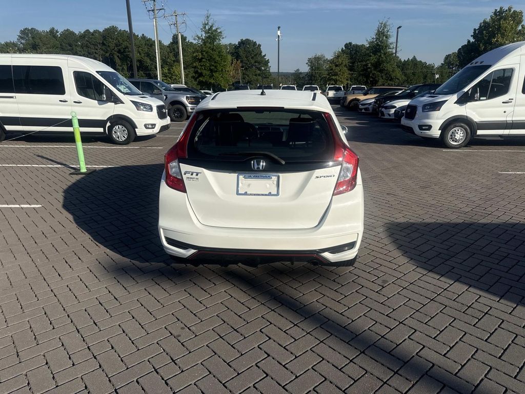 Used 2018  Honda Sport image 5