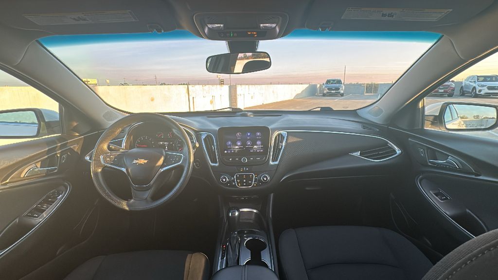 2020 Chevrolet Malibu LT White at Emmons Autoplex