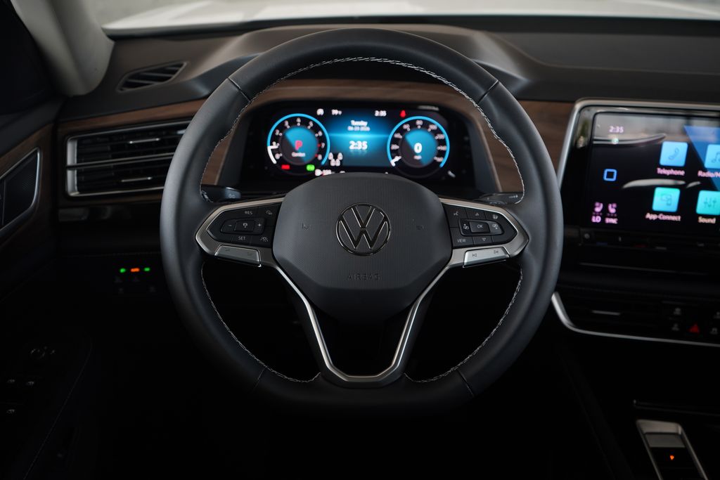 Thumbnail: 2026 Volkswagen Atlas - 10