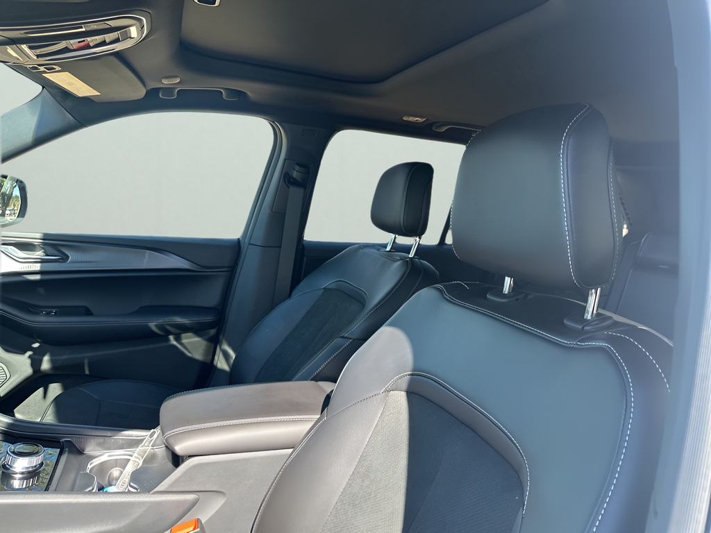 New Car 2025 Jeep Grand Cherokee  For Sale Under $50,000 In Austin, Texas