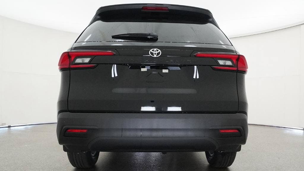 Thumbnail: 2026 Toyota Grand Highlander - 14