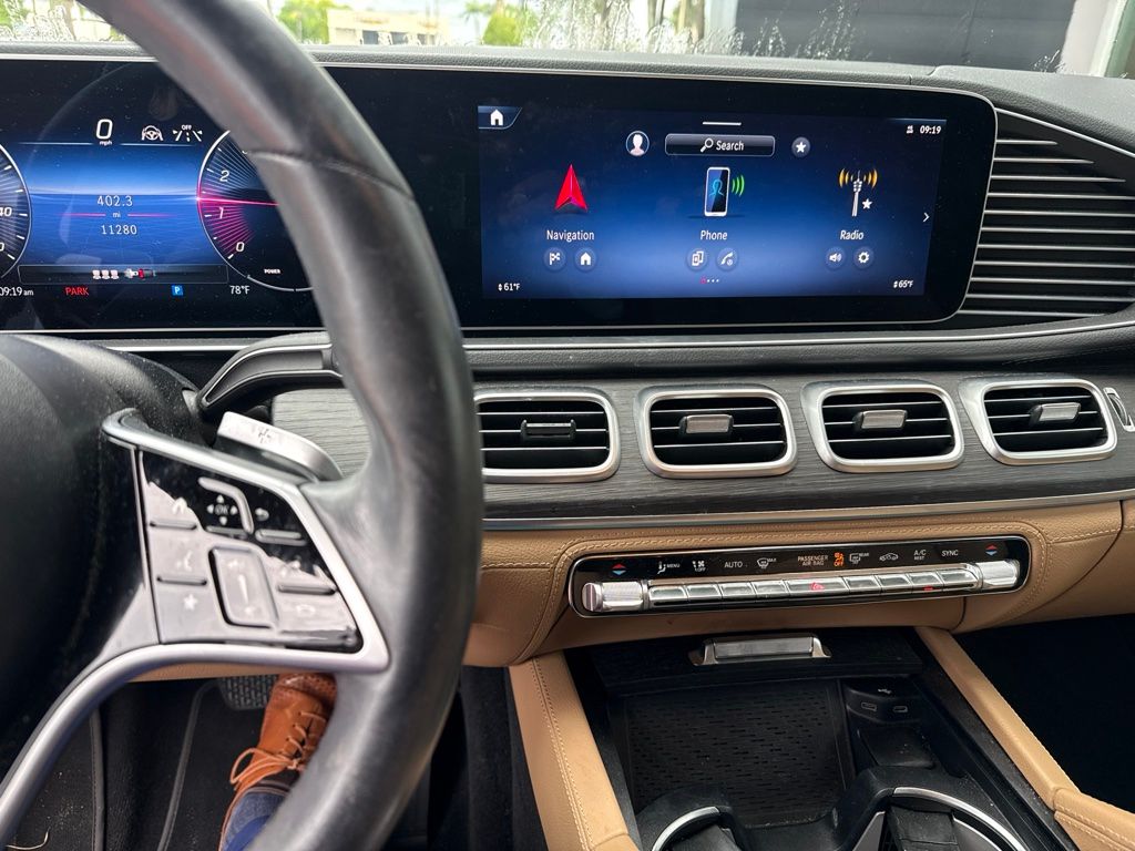 Certified Used 2024 White Mercedes-Benz GLE 450 image 4