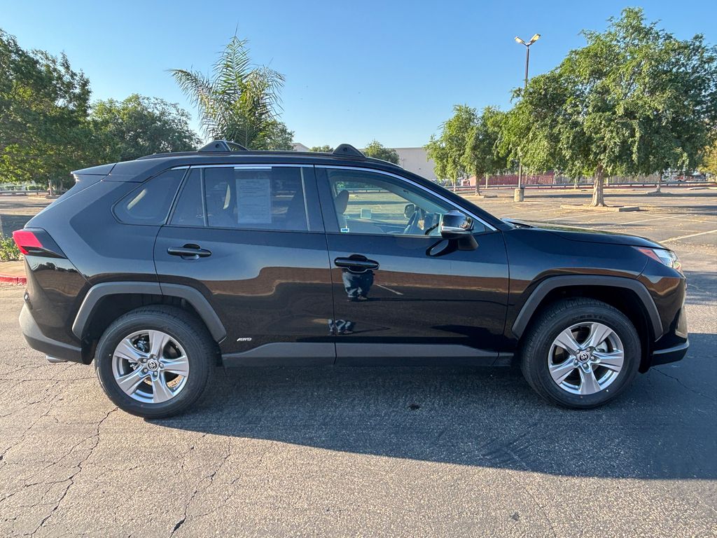 Thumbnail: 2025 Toyota RAV4 - 4