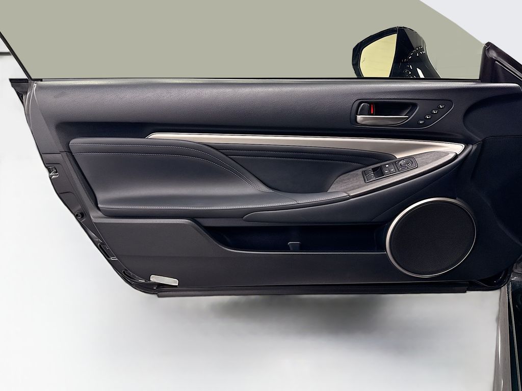 Thumbnail: 2021 Lexus RC - 22