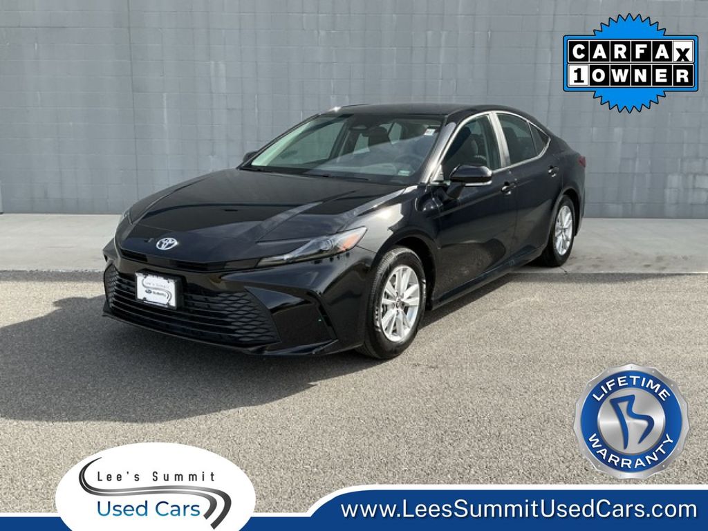 Midnight Black Metallic 2025 Toyota Camry LE FWD Sedan Front-Wheel Drive Continuously Variable Transmission