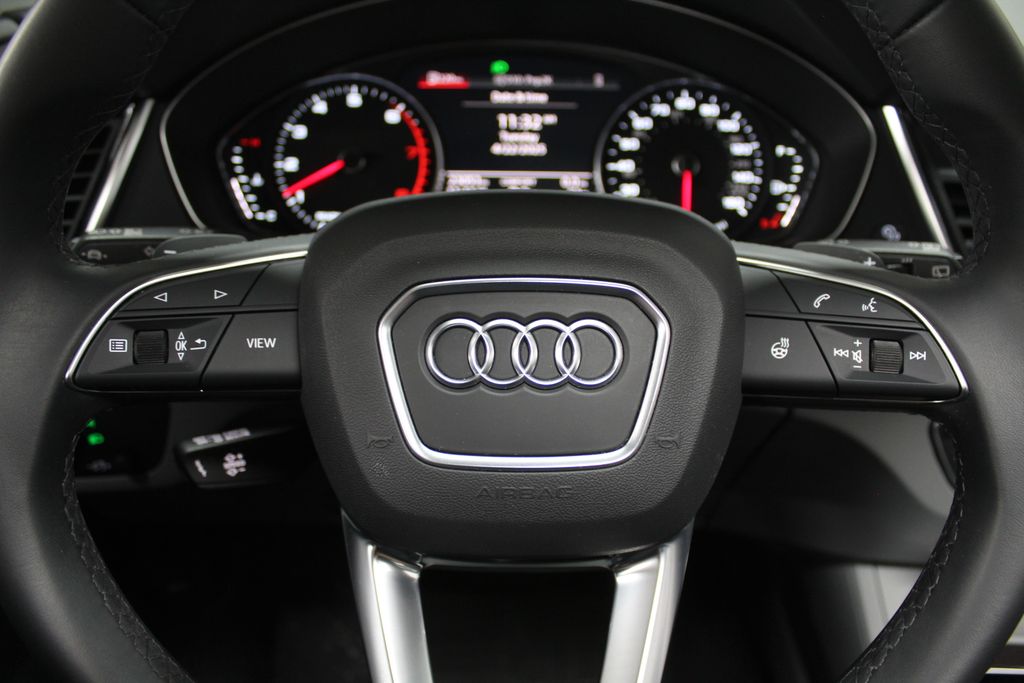 2022 Audi Q5 e Premium 20