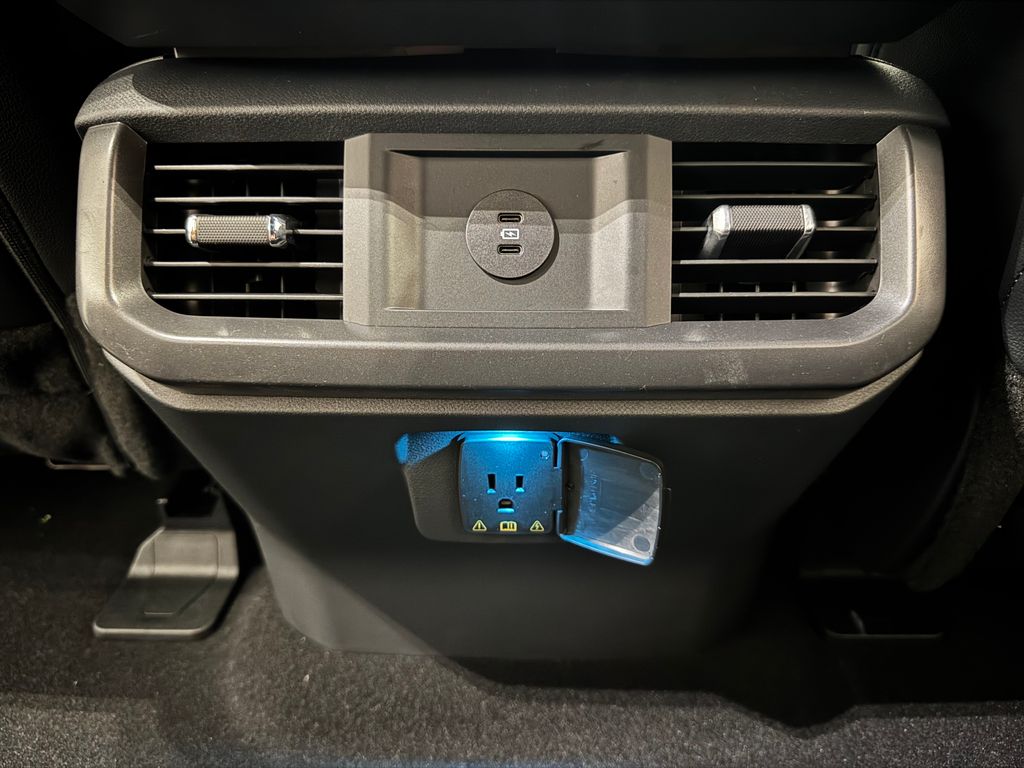 New 2026 White Ford Lariat image 28