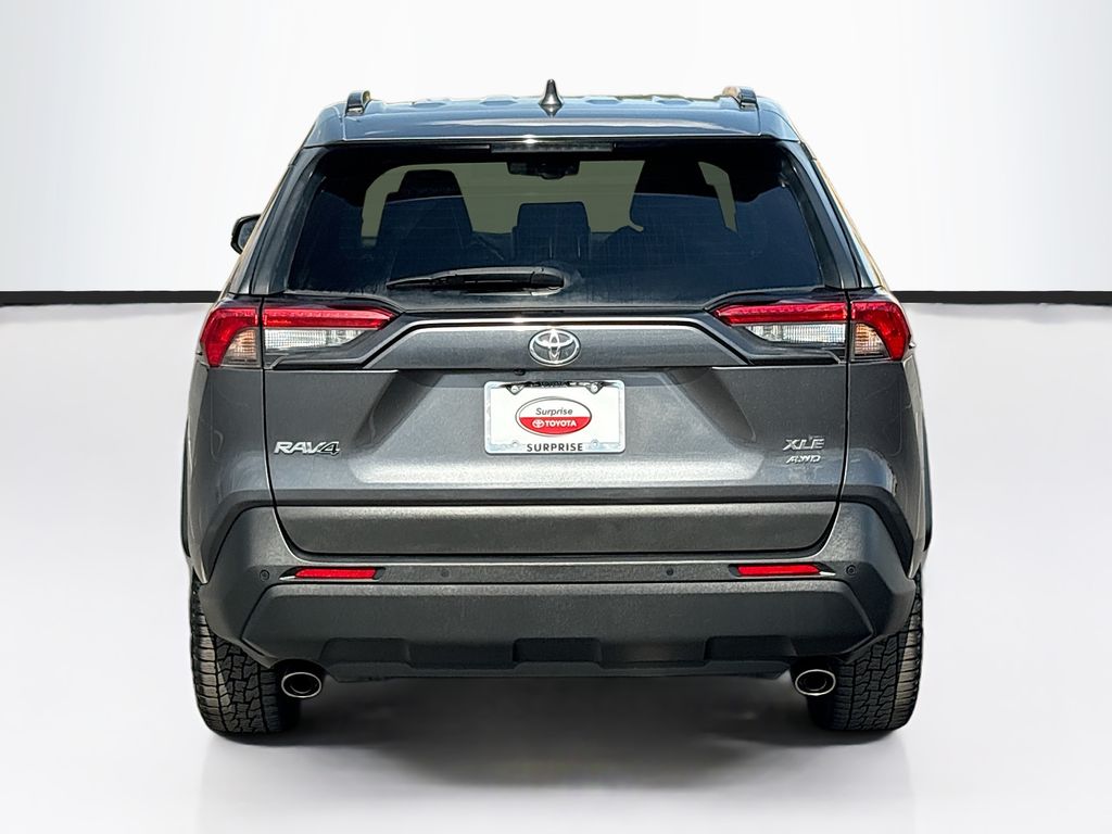 Thumbnail: 2021 Toyota RAV4 - 6