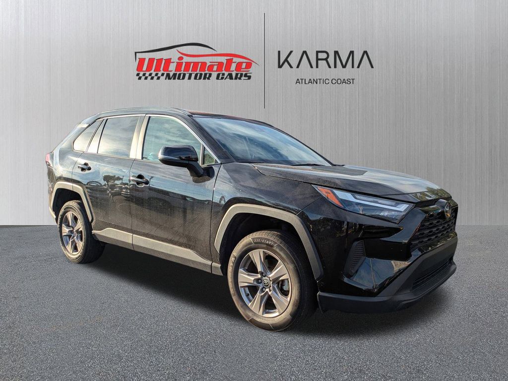 2023 Toyota RAV4 XLE AWD