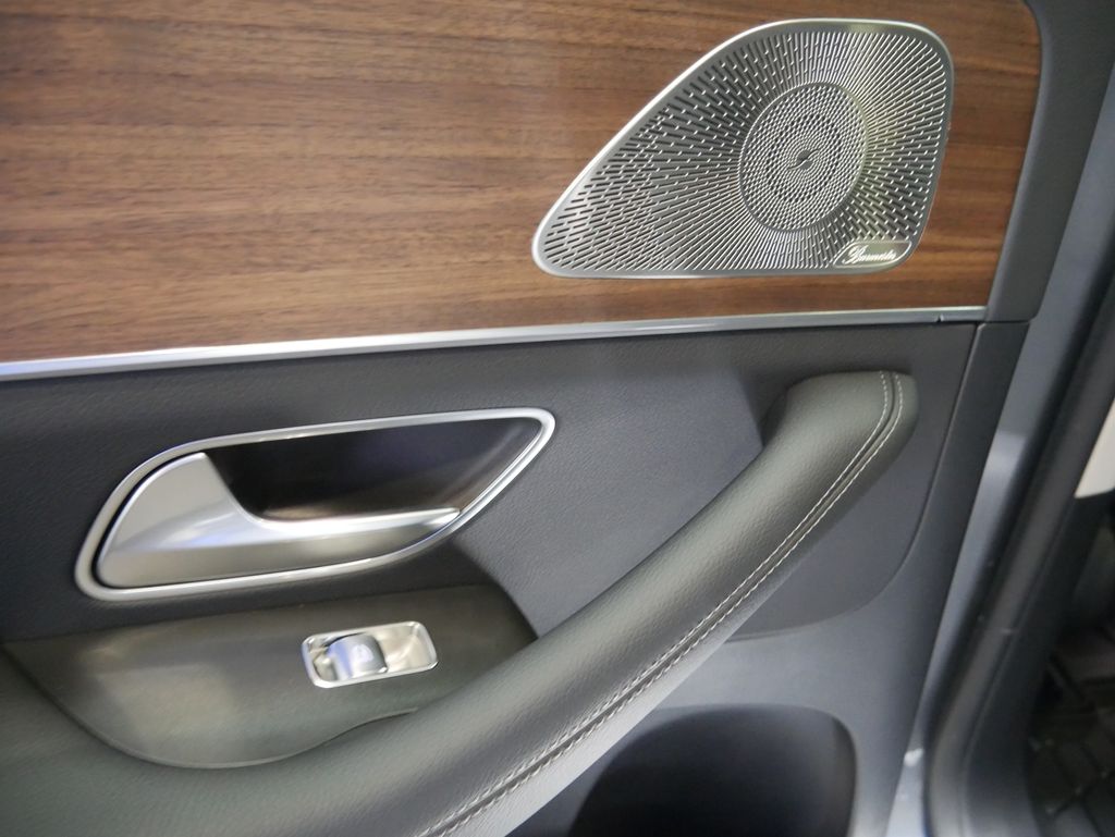 Thumbnail: 2026 Mercedes-Benz GLE - 23