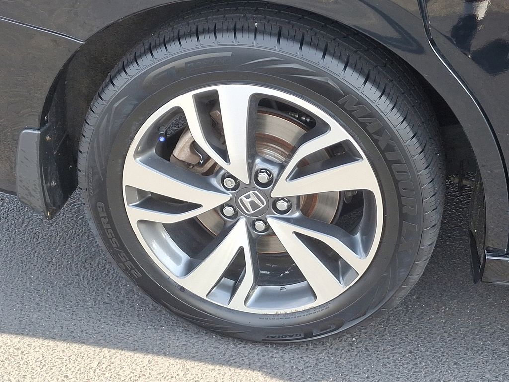2022 Honda Odyssey Touring 8