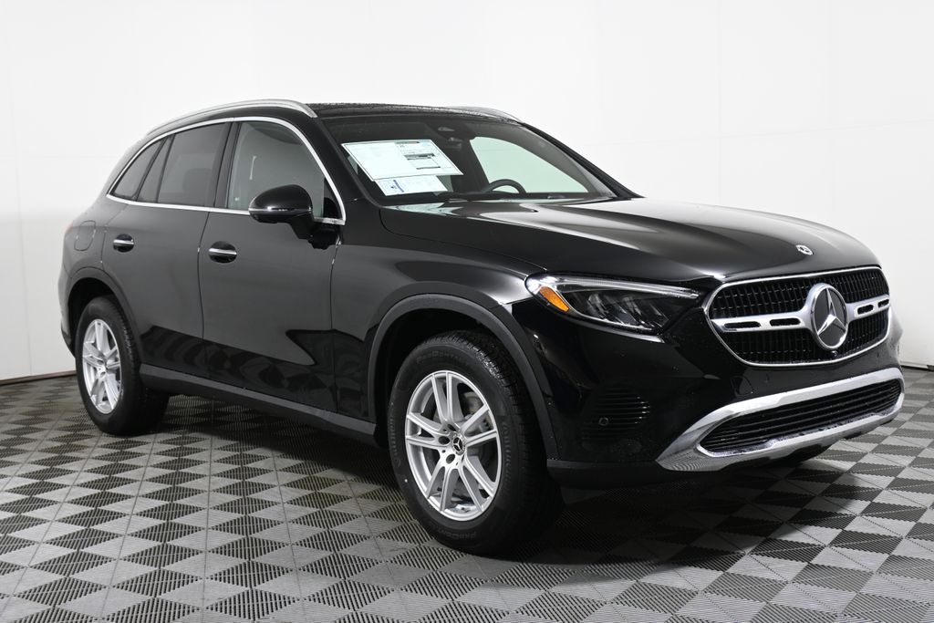 Thumbnail: 2026 Mercedes-Benz GLC - 8