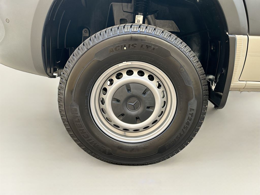 Thumbnail: 2026 Mercedes-Benz Sprinter - 28