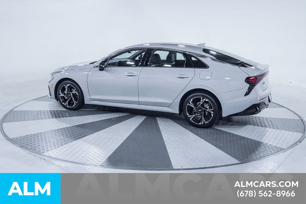 Used 2025 Gray Kia GT-Line image 5