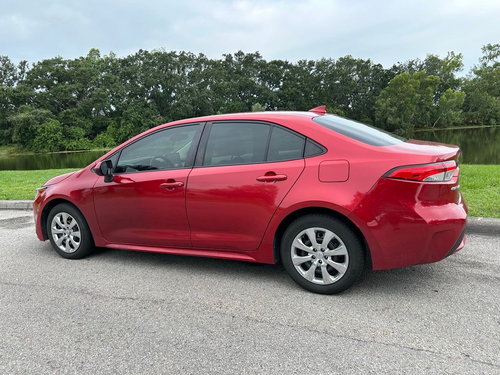 2020 Toyota Corolla LE 3