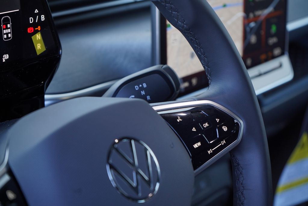 Thumbnail: 2025 Volkswagen ID.Buzz - 10