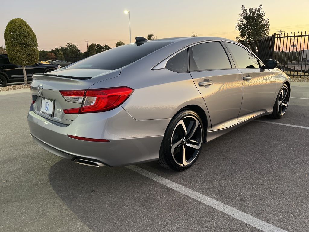 Thumbnail: 2021 Honda Accord - 4