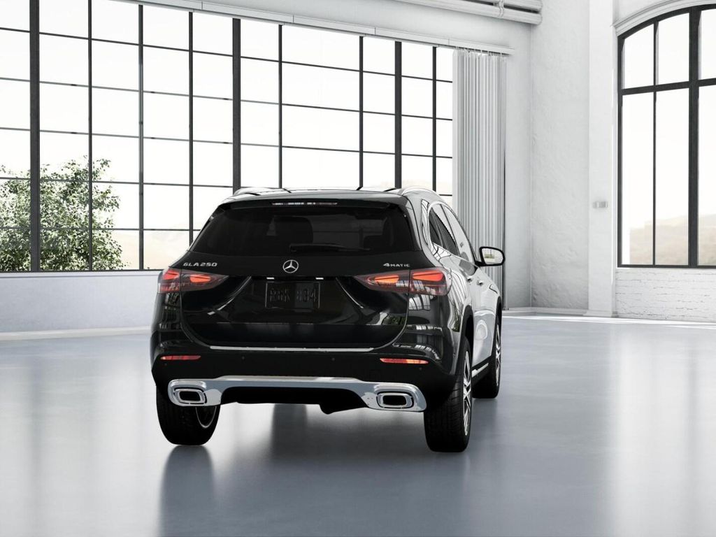 Thumbnail: 2026 Mercedes-Benz GLA - 24
