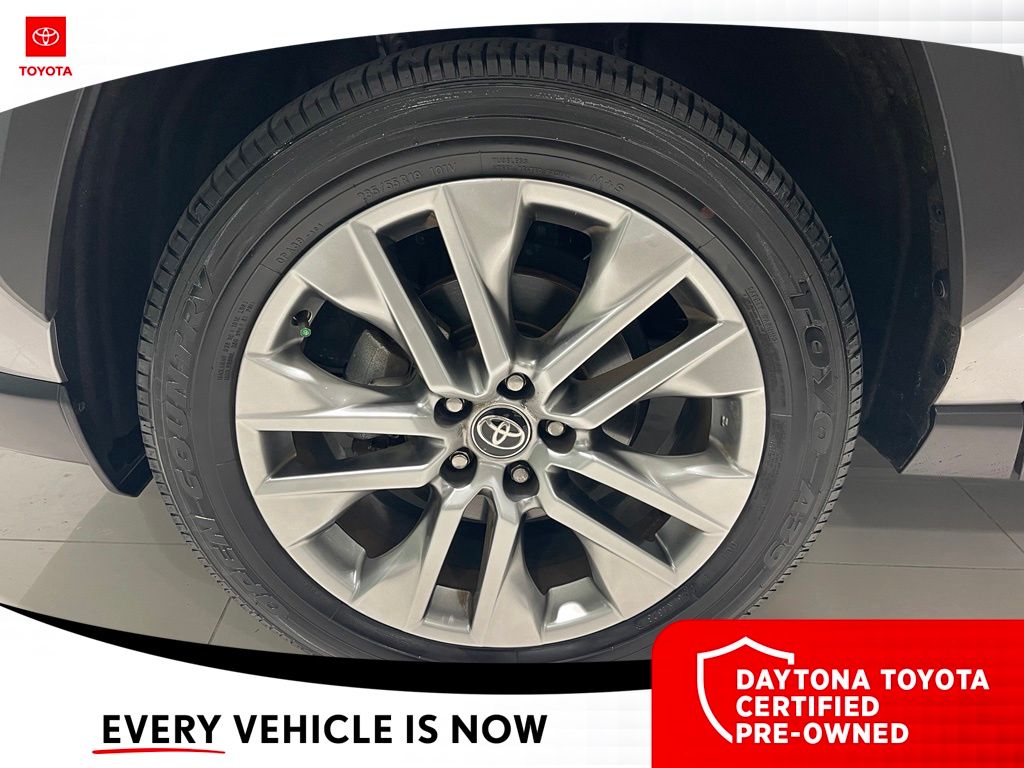 Used 2024 Toyota RAV4 SUV