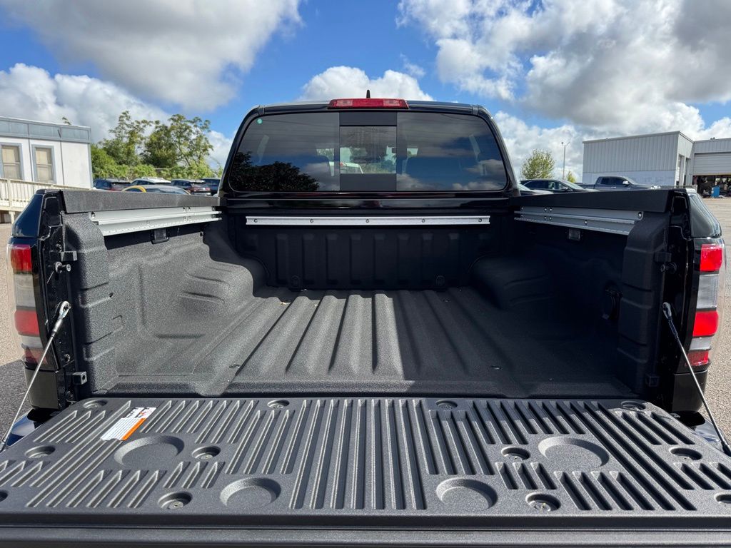 New 2027 Nissan Frontier Truck