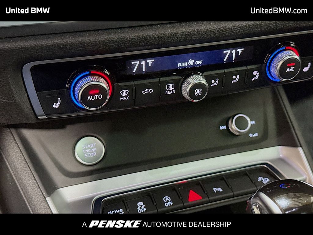 Thumbnail: 2020 Audi Q3 - 11