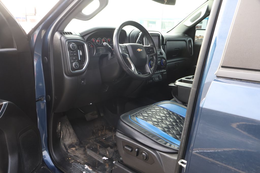 Thumbnail: 2020 Chevrolet Silverado 1500 - 12