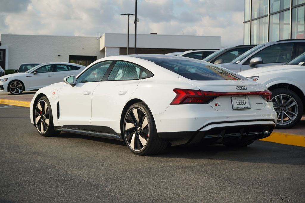2025 Audi e-tron GT Premium Plus 5