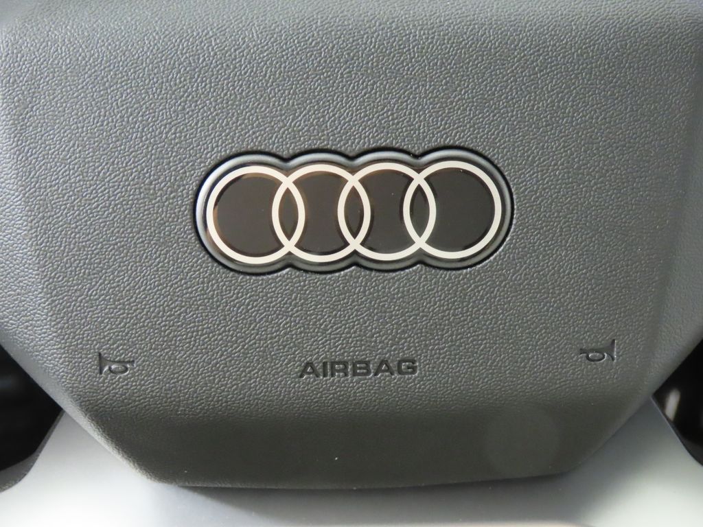 Thumbnail: 2026 Audi A6 - 16