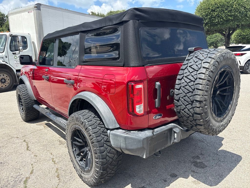 Thumbnail: 2021 Ford Bronco - 3