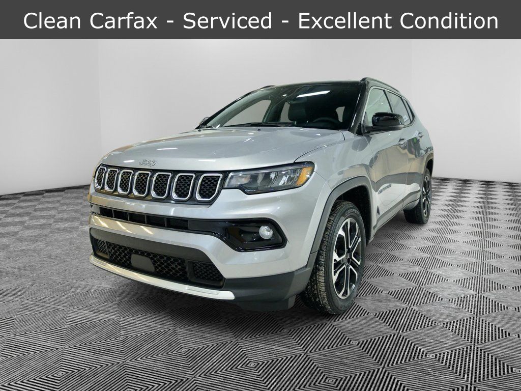Billet Silver Metallic Clearcoat 2023 Jeep Compass Limited 4WD SUV / Crossover Four-Wheel Drive 8-Speed Automatic