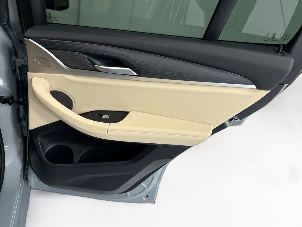 Thumbnail: 2023 BMW X3 - 26