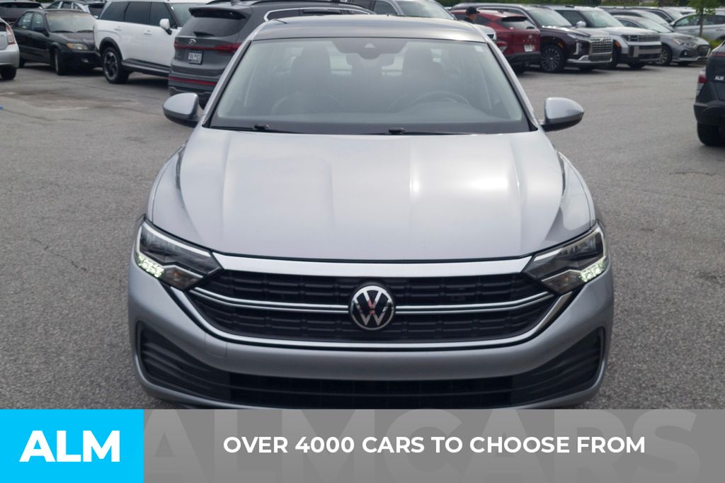 Used 2024 Platinum Gray Metallic Volkswagen 1.5T SE image 2