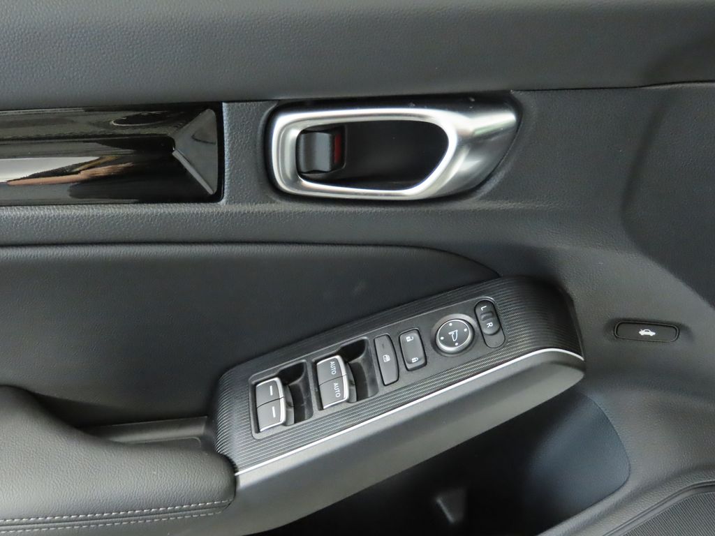 2025 Honda Civic Sport Touring 24