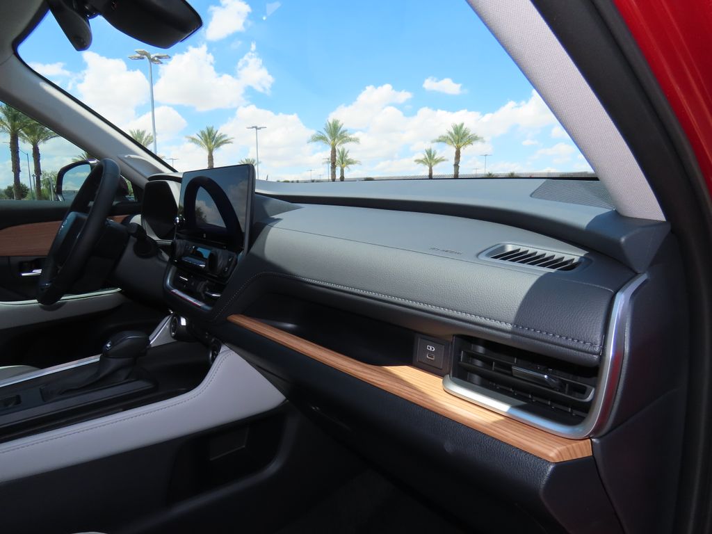 2025 Toyota Grand Highlander Limited 17