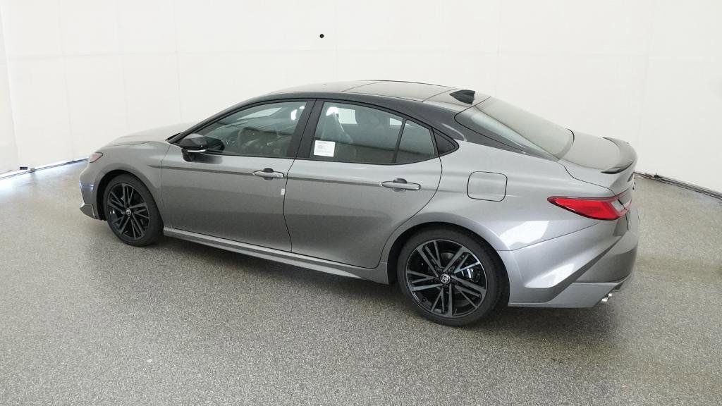 Thumbnail: 2025 Toyota Camry - 30