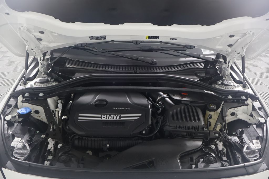 Thumbnail: 2024 BMW 2 Series - 16