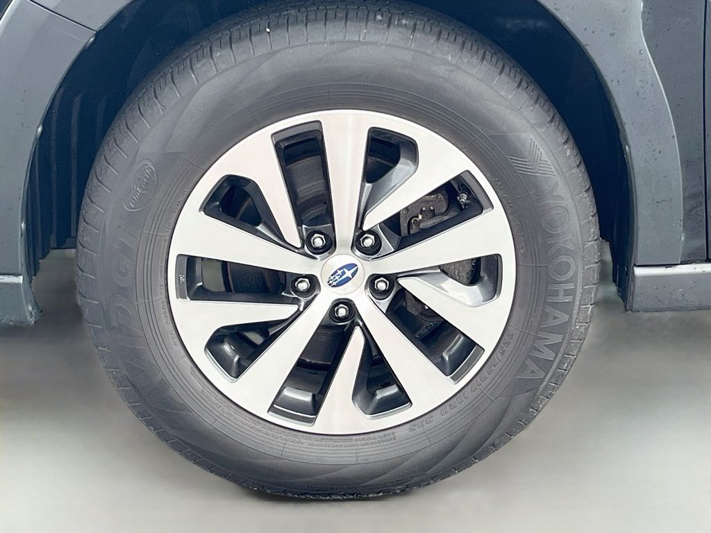 Used 2025 Black Subaru Premium image 32