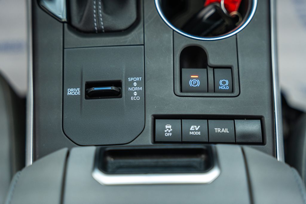 ToyotaHighlander Hybrid28