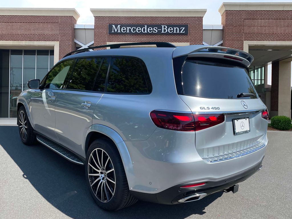 2025 Mercedes-Benz GLS 450 4MATIC 6