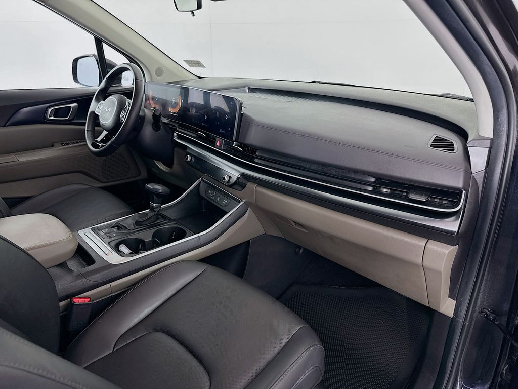 Thumbnail: 2025 Kia Carnival - 31