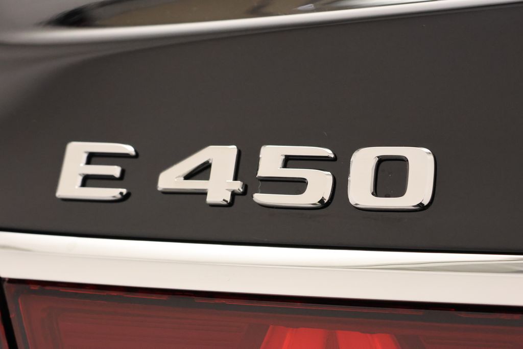 Thumbnail: 2027 Mercedes-Benz E-Class - 9