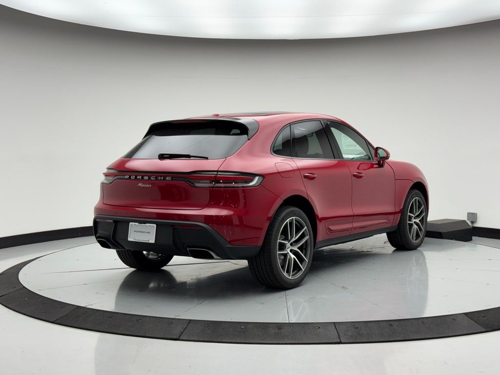 Thumbnail: 2026 Porsche Macan - 7